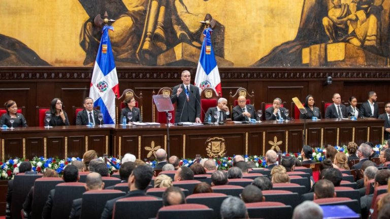 PPT califica discurso de Abinader como una “alocución electoralista”
