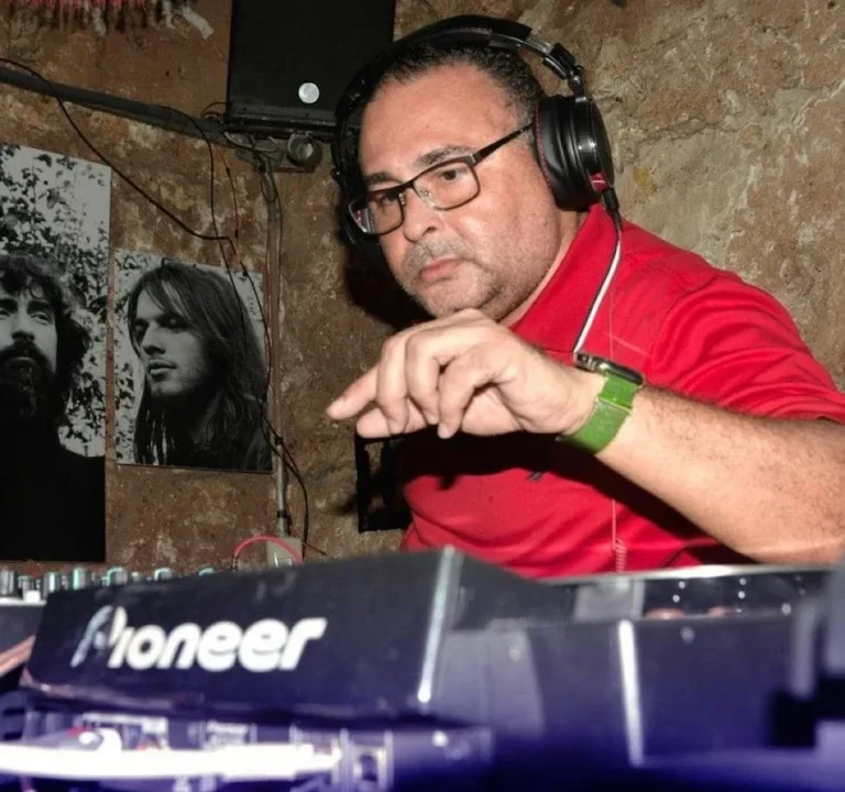 DJ Mr. Concep: “Vive la música como un viaje hacia tu interior, un recorrido por distintos estados del alma. Déjate llevar”