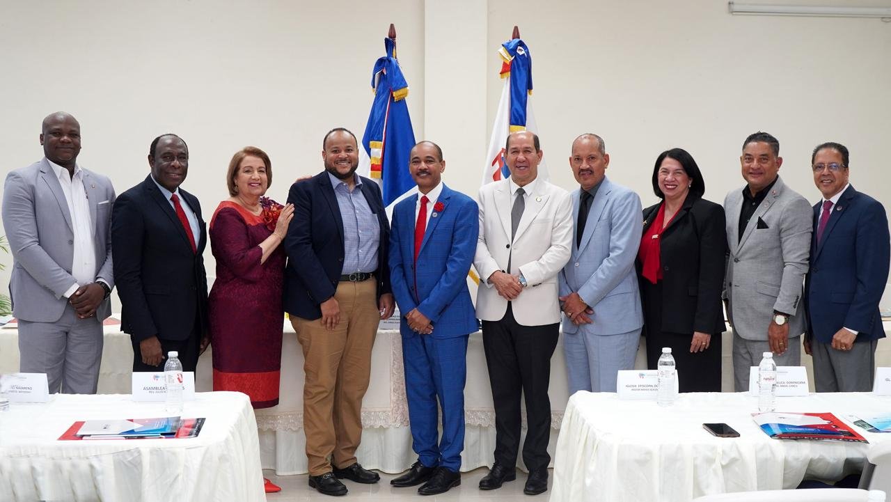 Mesa de Diálogo y Representación Cristiana Obispos Evangélicos de la República Dominicana condenan males sociales que afectan la nación
