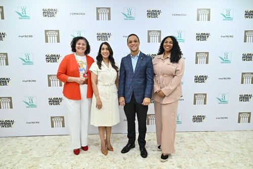 ASODIRCOM promueve la educación financiera desde la comunicación estratégica en la Semana Económica del Banco Central