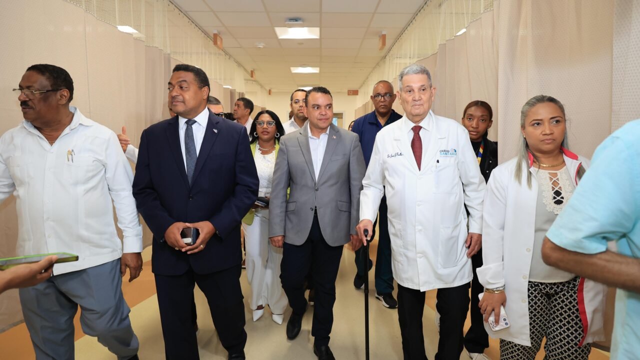 Director SNS supervisa principales centros que brindarán asistencia durante XXV Juegos Centroamericanos y del Caribe 2026