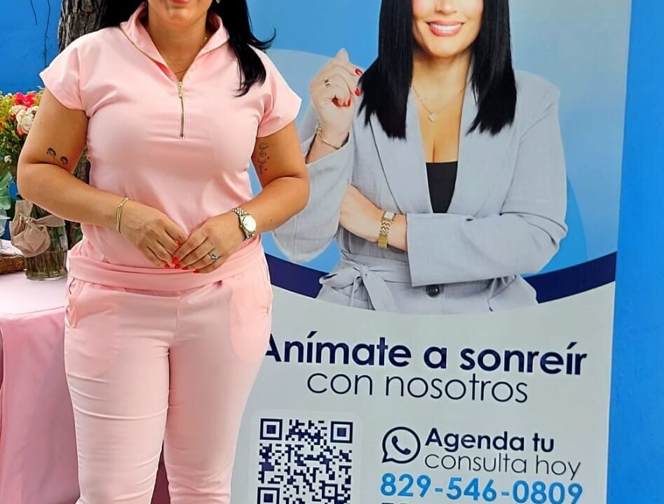 NovaSmile Dental Group celebró con éxito una emotiva jornada para las madres en Santiago de los Caballeros
