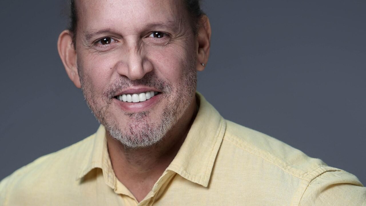 Tres películas y un festival: el esperado reencuentro de Víctor Ramírez con el cine dominicano