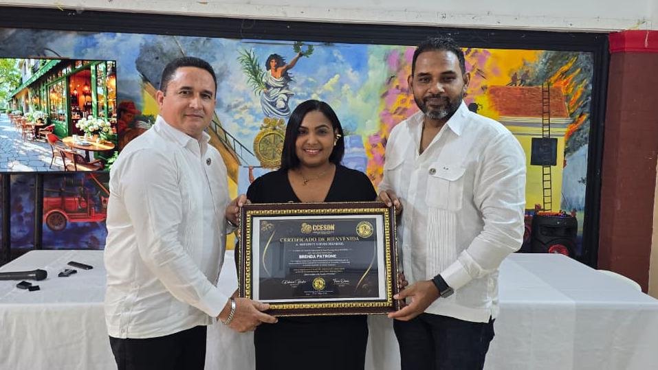 Coralia Lebrón se integra a la Cámara de Comercio Empresarial de Santo Domingo Norte