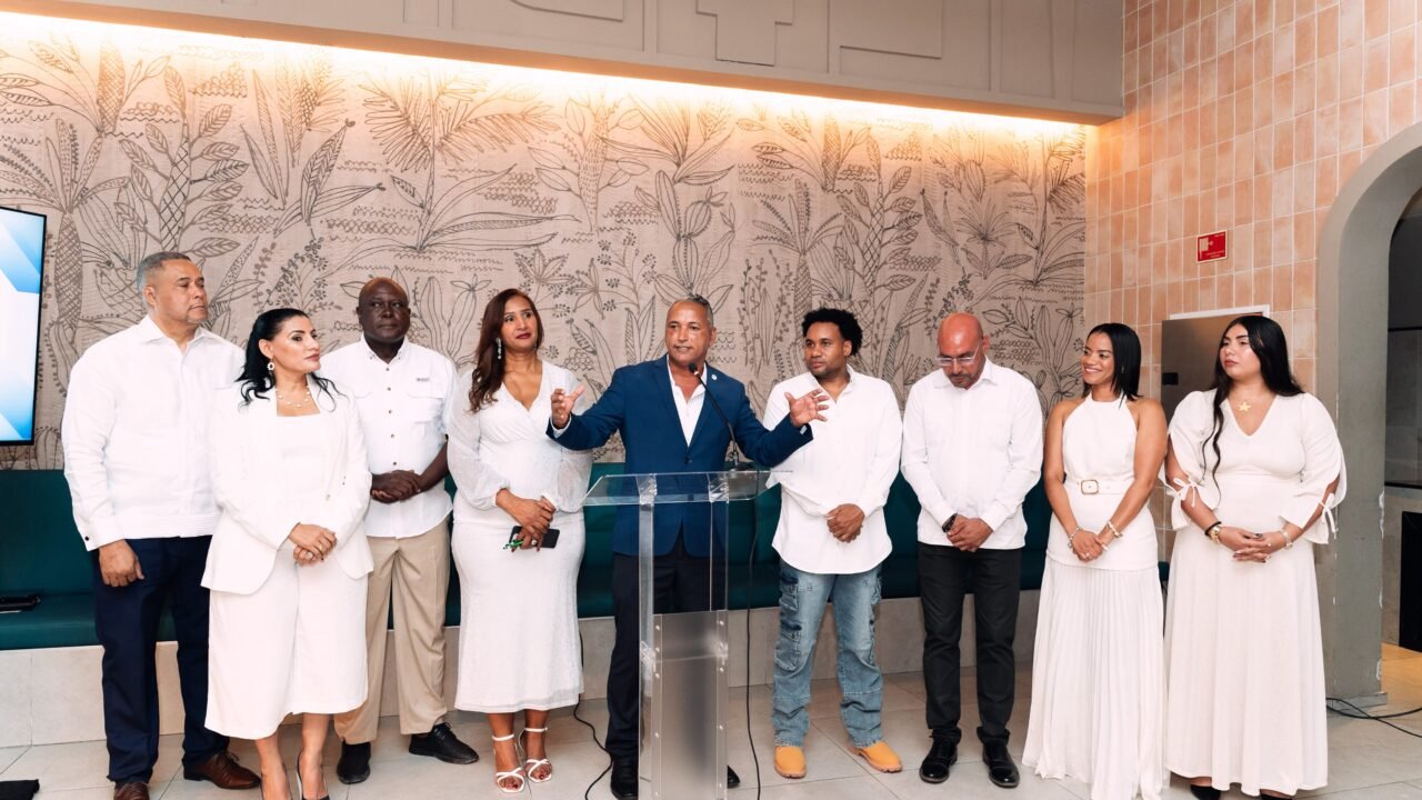 Franklin de la Cruz agradece el respaldo recibido durante su gestión al frente de AMEDIP y reafirma su compromiso con la comunicación de Punta Cana