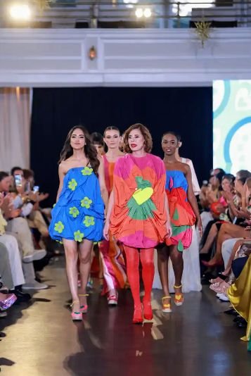 Spring Colors Rhode Island celebra su 15.º aniversario consolidándose como referente de la moda y la cultura en Nueva Inglaterra