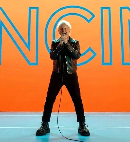 Billy Idol y Steve Stevens llevan al US Open el espíritu rebelde que conquistó MTV
