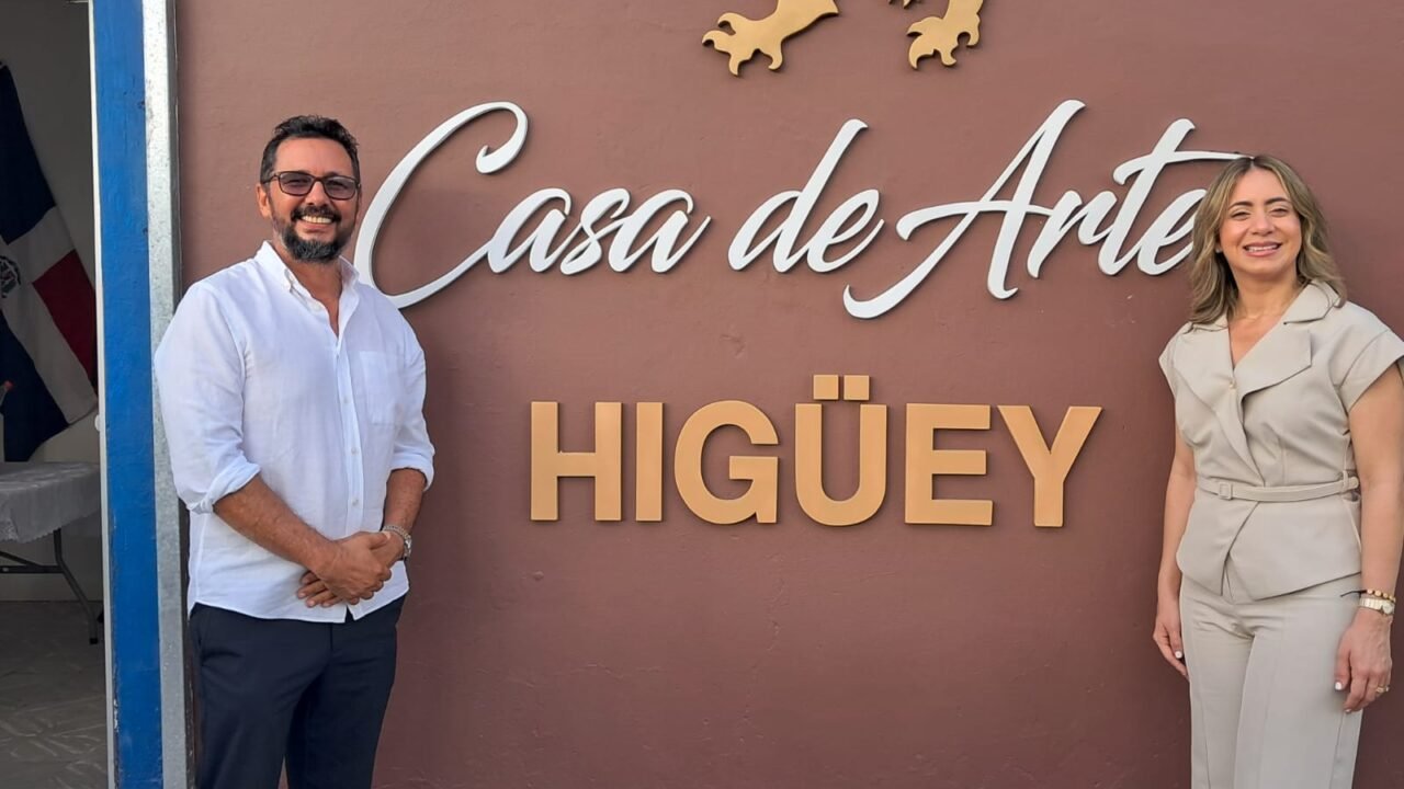 Cristóbal Rodríguez completará en vivo el Dibujo N.º 5,000 y proyecta una exhibición simultánea en las 32 provincias