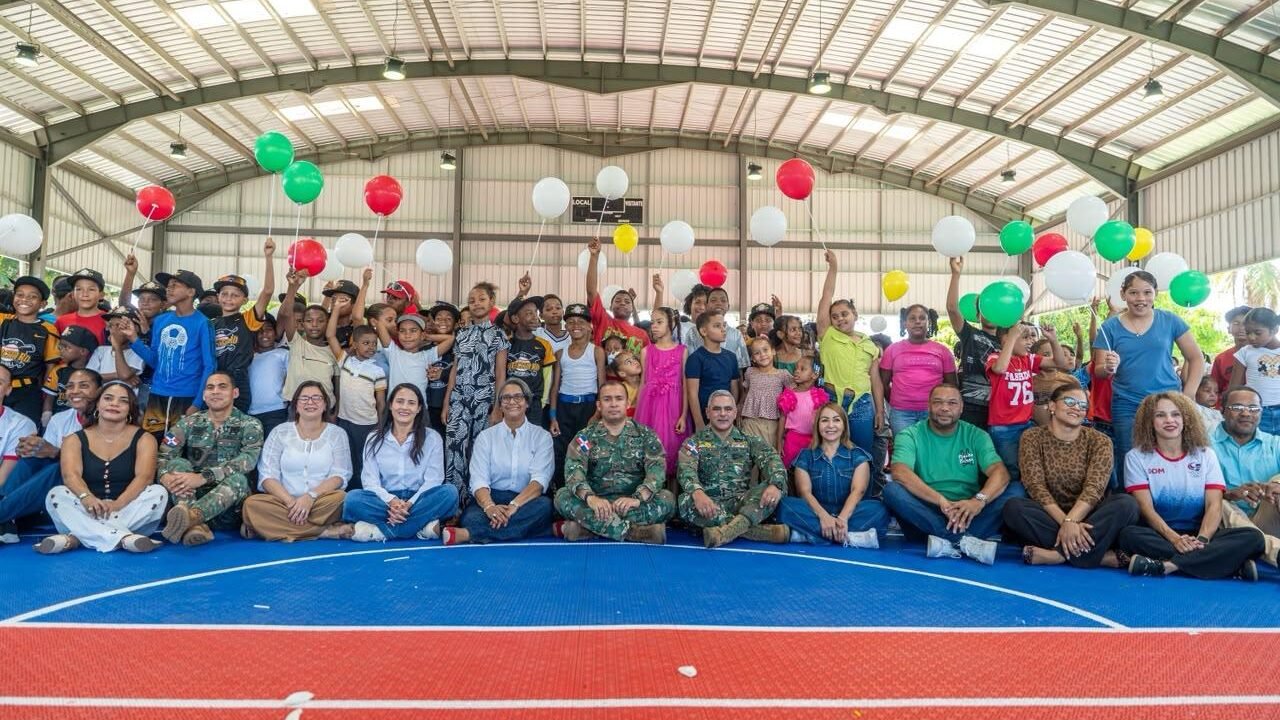 ADEOERD y el Ejército de República Dominicana lanzan el programa “Formación Deportiva ERD” junto a inmortales del deporte, estrellas de Grandes Ligas y campeonas panamericanas