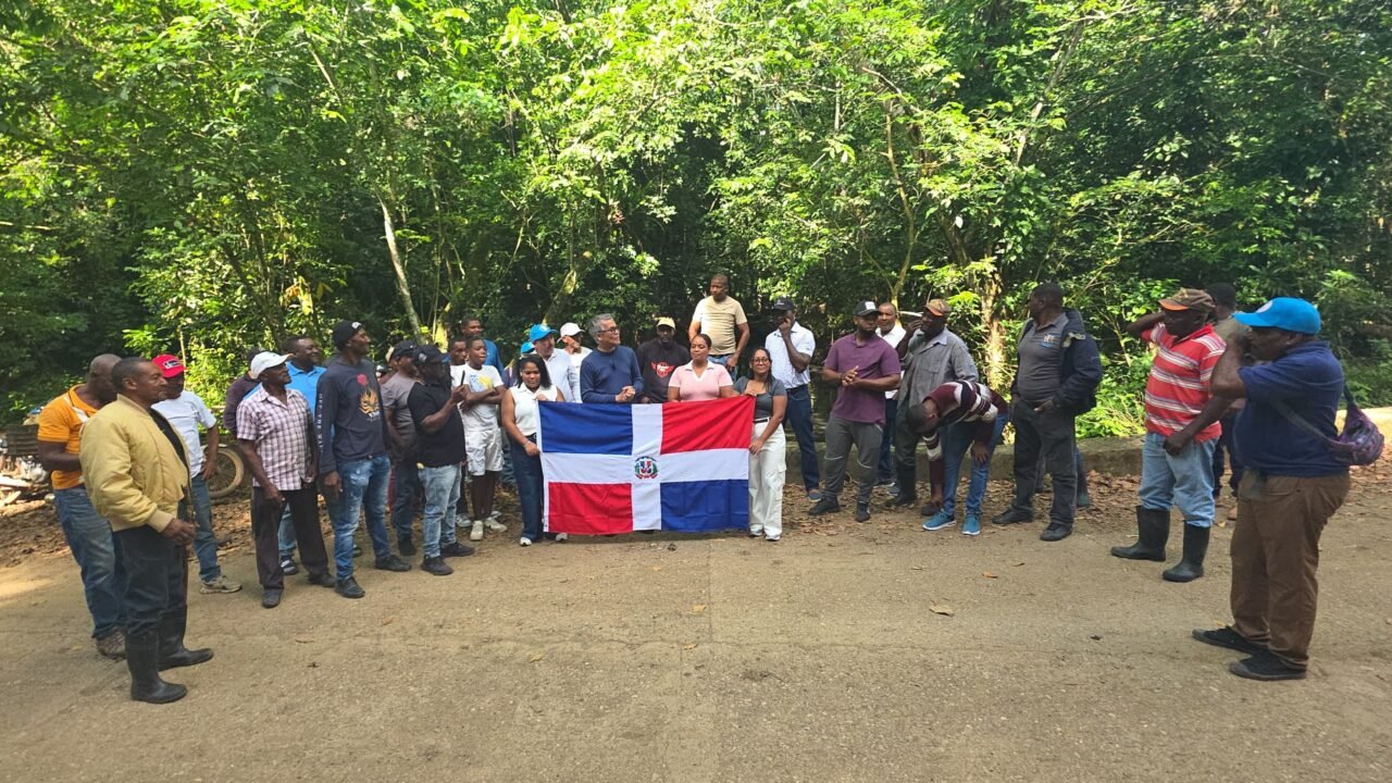 Carlos Peña advierte cerrarán carretera Santo Domingo-Samaná si gobierno no detiene contaminación del río Jabí por empresa Depalma