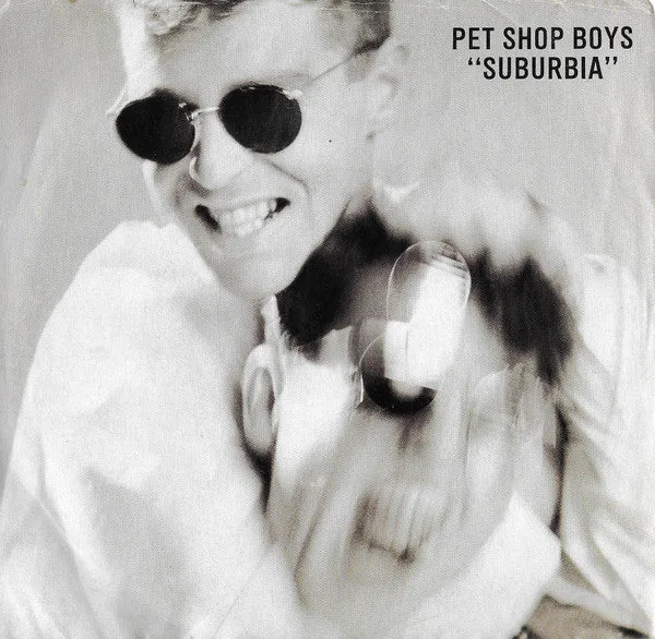 «Suburbia» cumple 40 años: Cuando Pet Shop Boys convirtió el aburrimiento 7 una explosión de synth-pop