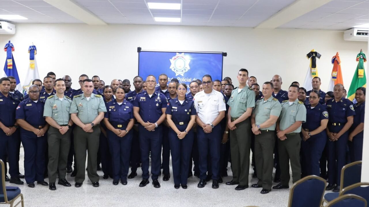 IPES certifica a 48 policías capacitados en Ciberinteligencia e Informática Forense